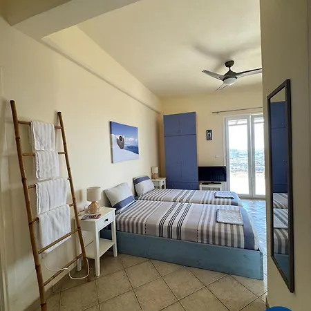 Theasea - Ateliou Vari (Syros)